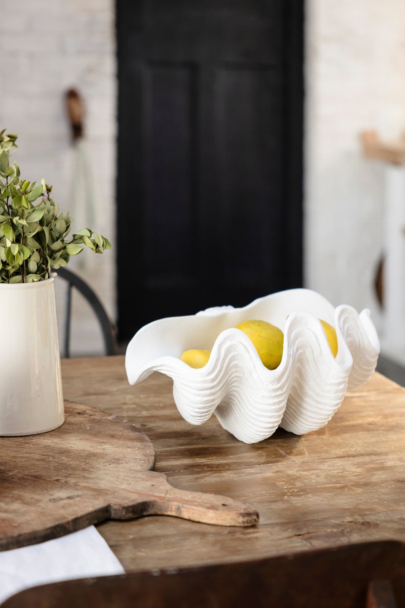 White Resin Clam Shell