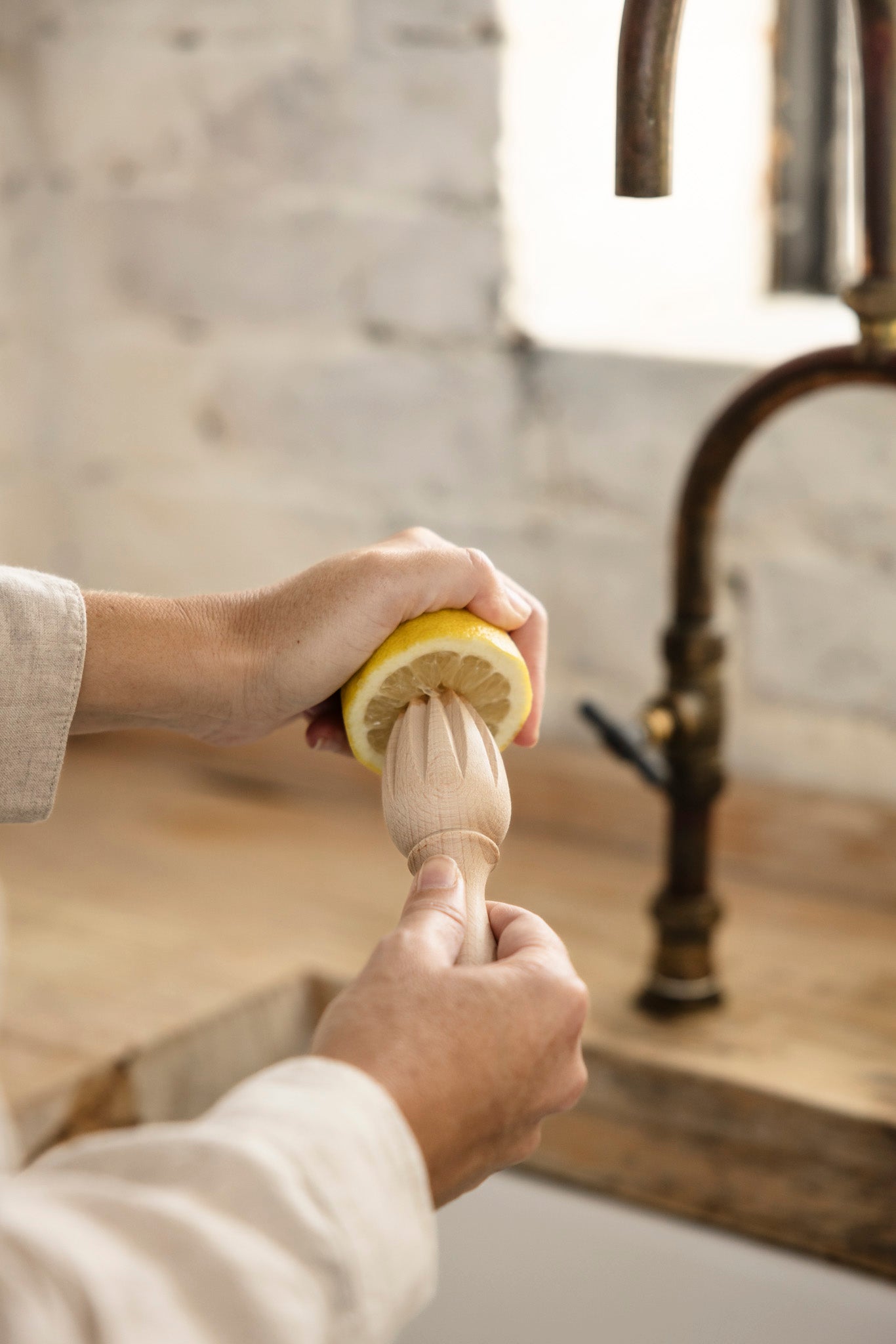 Wooden Citrus Squeezer