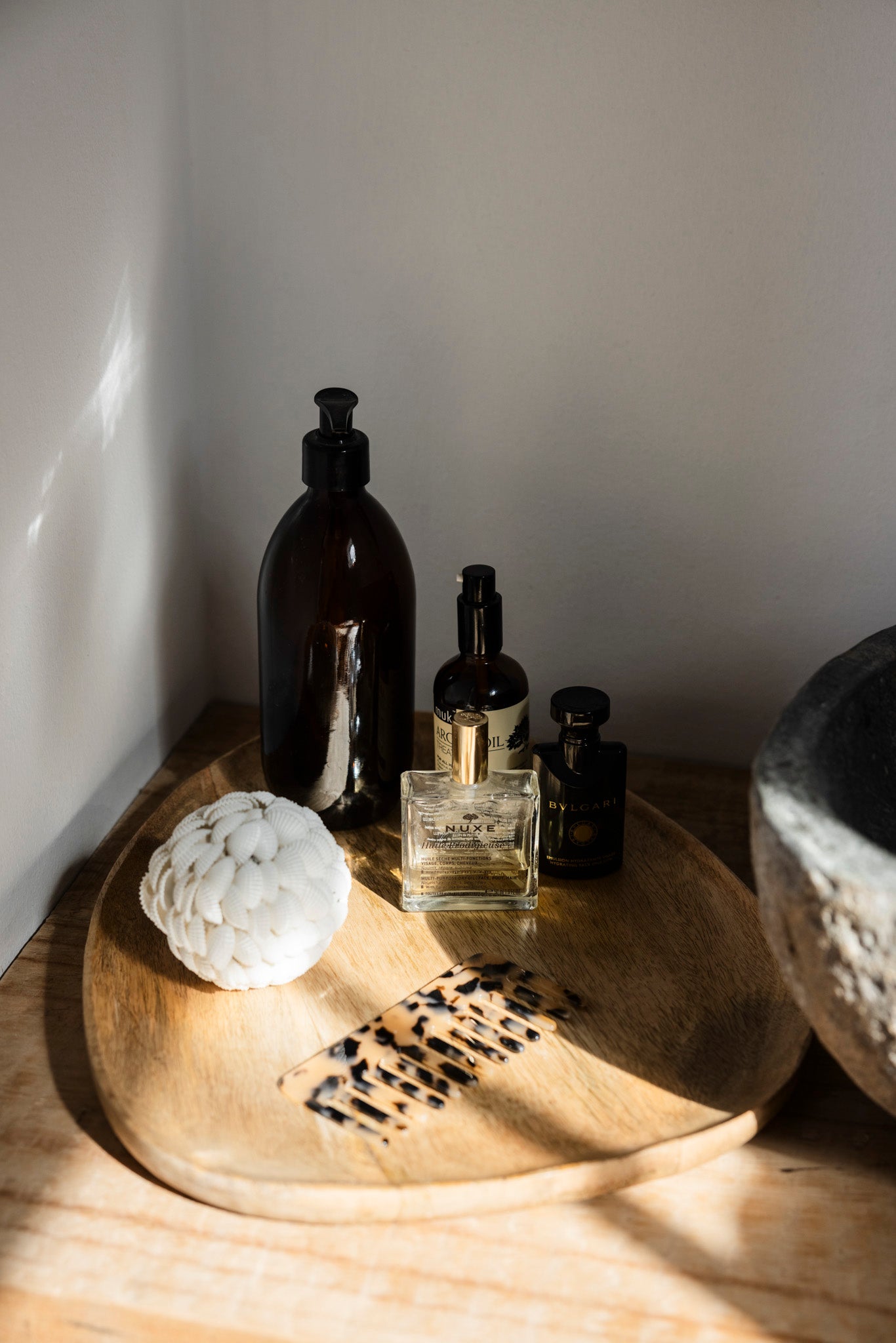 Mango Wood Tray | Petal