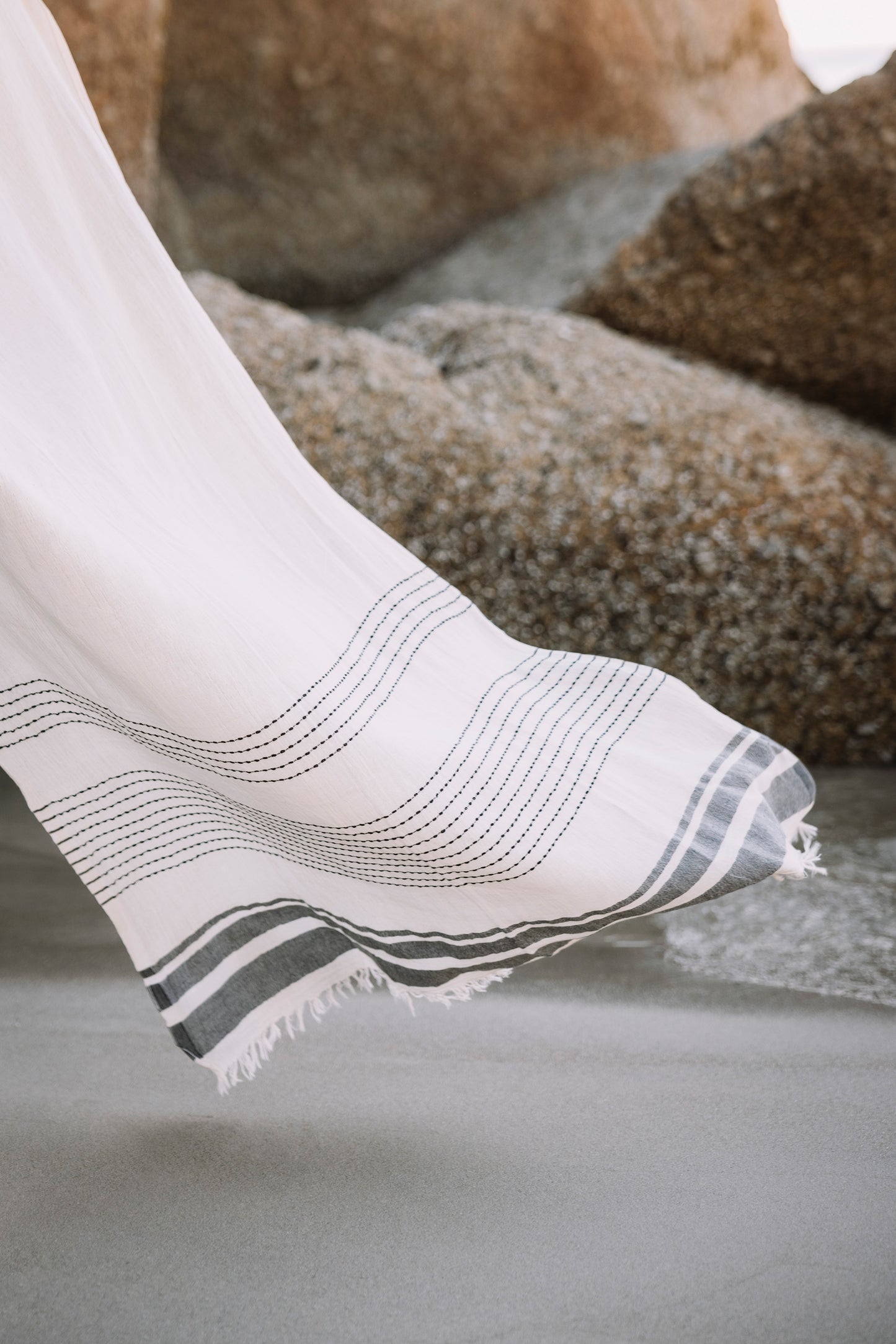 Sophia Beach Sarong | Charcoal